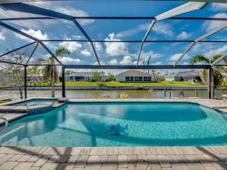 Pool/Hot Tub