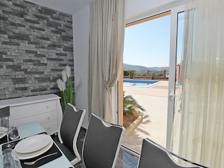 Villa Žrnovnica Caratteristiche 21