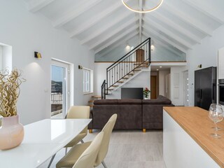 Villa Nemira Caratteristiche 24