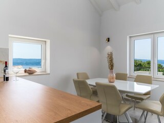 Villa Nemira Caratteristiche 25