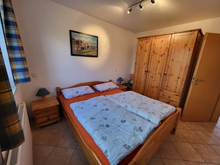 Schlafzimmer im EG