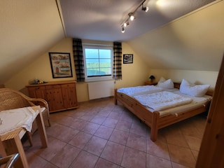 1. Schlafzimmer im OG