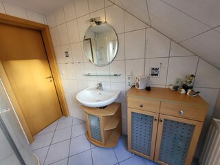 Duschbad im OG
