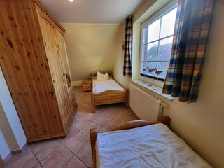 Schlafzimmer 2 im OG
