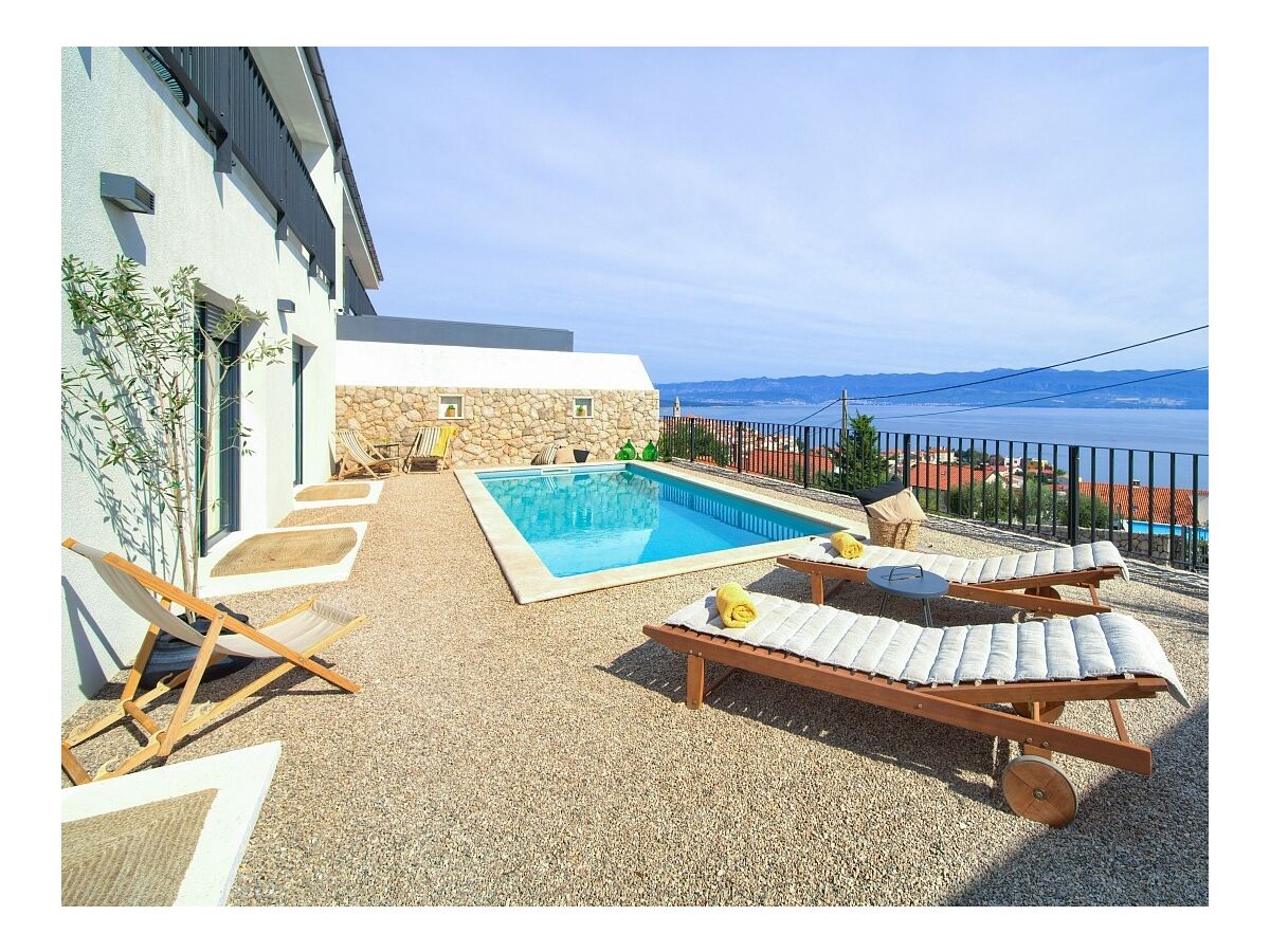 Villa Kucha 26b mit Pool und Meerblick