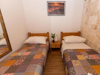 Villa Drage, Adria Características 28