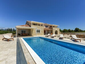 Villa Andamalu with heated pool - Zaton (Nin) - image1