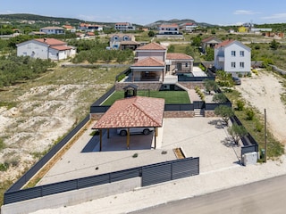 Villa Pakostane Grabación al aire libre 17