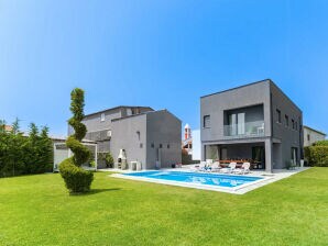 Villa Lux Kroatië met verwarmd zwembad