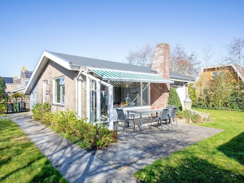 Ferienhaus De Schutstal