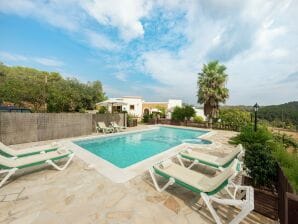 Villa in Benirrבs mit Whirlpool - Sant Joan de Labritja - image1