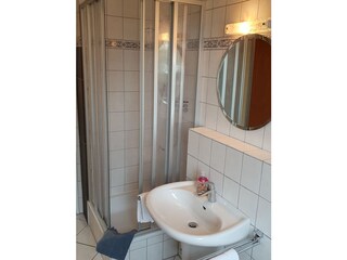 Helles Duschbad