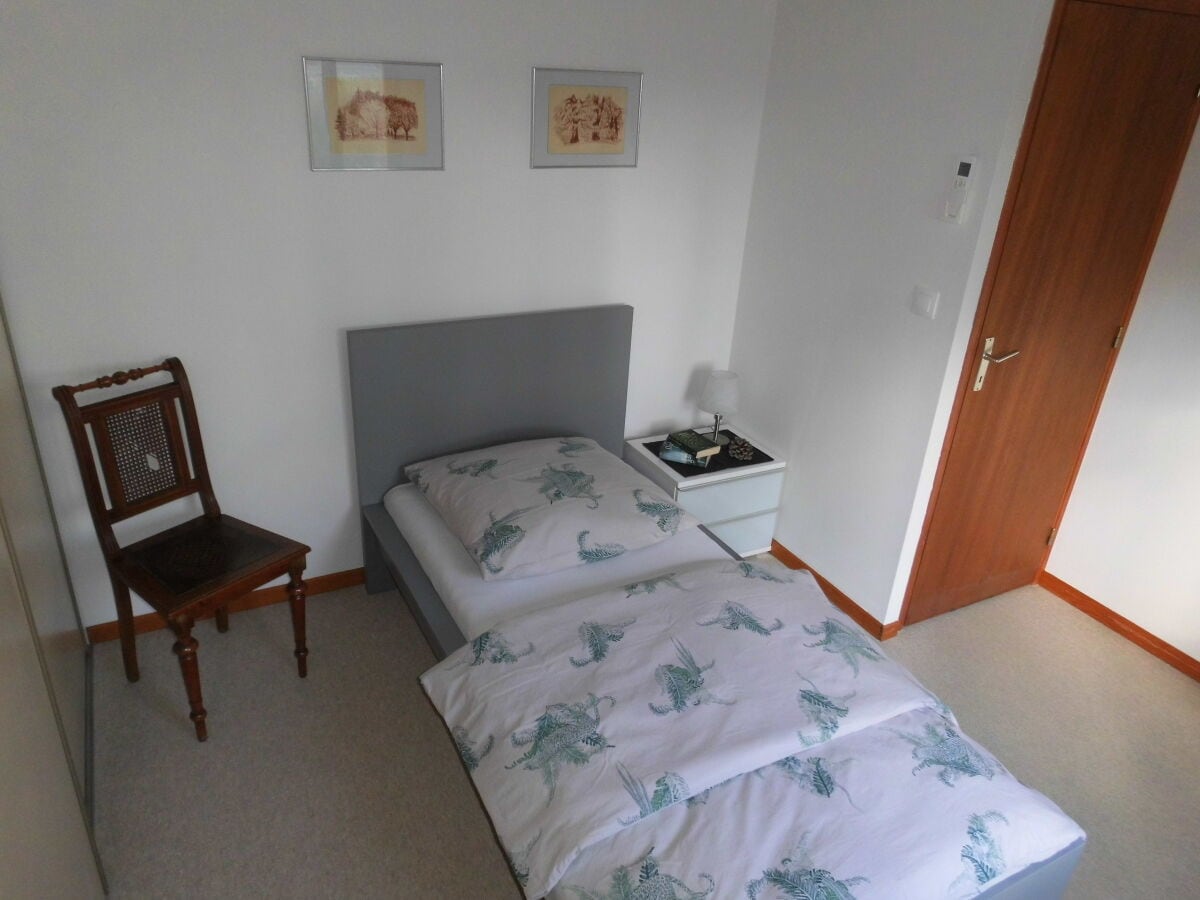 Schlafzimmer 3