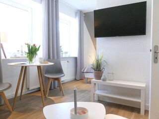 Wohnbereich mit Smart TV