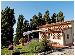 Ferienhaus Capraia e Limite Außenaufnahme 2
