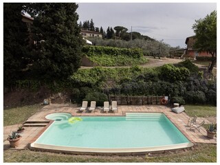 Ferienhaus Capraia e Limite Außenaufnahme 4