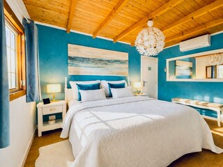 1. von 2 Doppelschlafzimmern