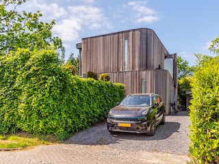 Villa Red Cedar
