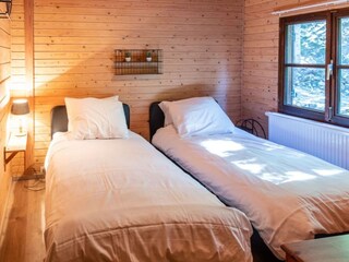 Chalet Manhay Features 24