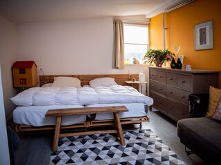 Grosse Schlafzimmer