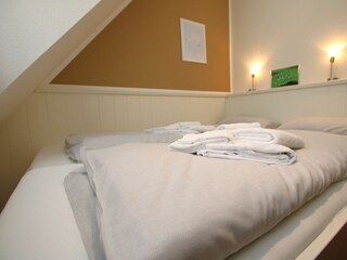 gemütliches Doppelbett