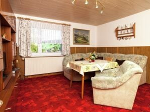 Holiday house Quiet Cottage Near Trails - Altenfeld - image1