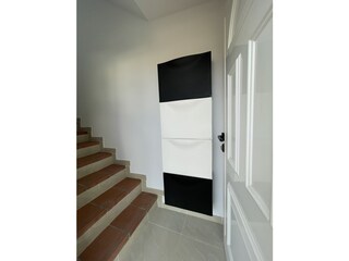 Apartment entrance with shoe cabinet