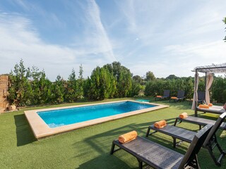 Villa Llubi Buitenaudio-opname 2