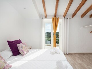 Villa Llubi Caratteristiche 41