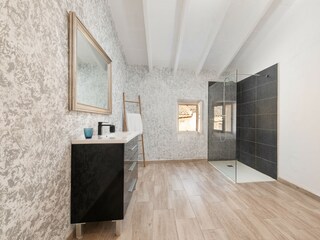 Villa Llubi Caratteristiche 45