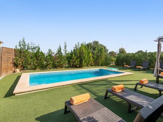 Villa Llubi Buitenaudio-opname 15