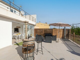 Villa Llubi Buitenaudio-opname 24