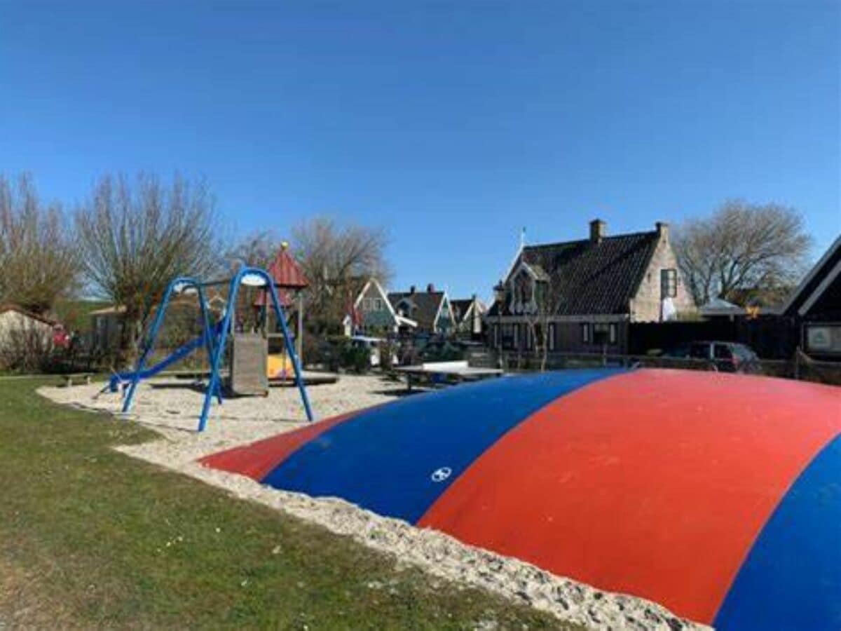 Spielplatz  nicht weit vom Haus