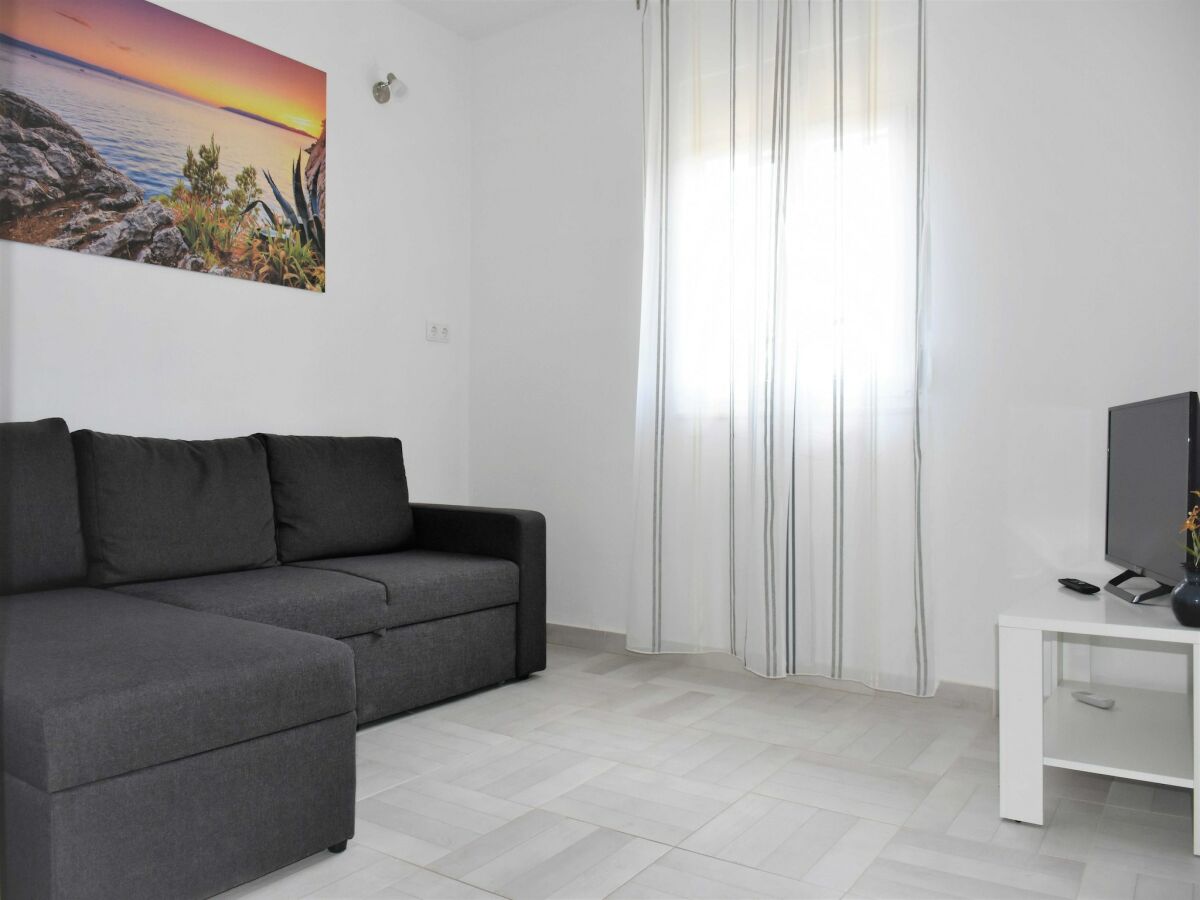 Apartment Solin Ausstattung 13