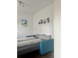 4. Schlafzimmer (1,40 x 2,00m Bett)