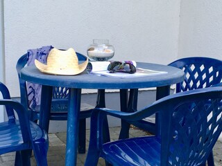 gemütlicher Sitzplatz auf dem Balkon
