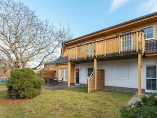 Aussenansicht und Terrasse