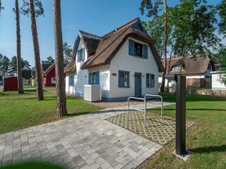 Parkplatz mit E-Lade-Station