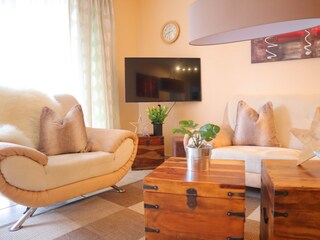 Wohnzimmer mit Flachbildfernseher