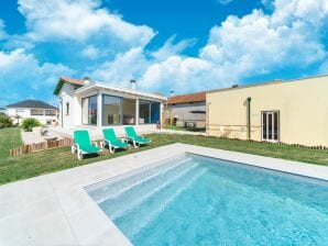 Maison de vacances Jolie maison à Netos-Almagreira avec piscine commune - Vinha da Rainha - image1