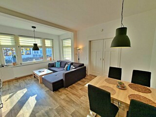 Wohn- und Essbereich