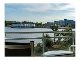 Blick auf den Binnensee ...