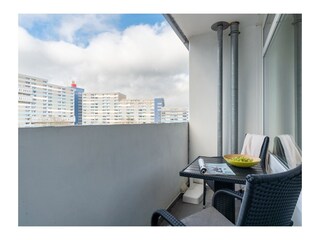 ... gemütlichem Balkon