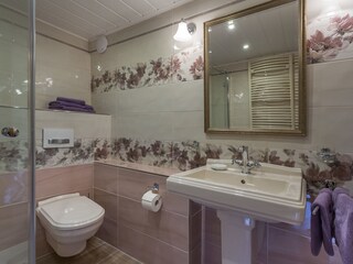 Bad - Dusche und WC
