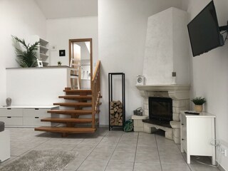 Kamin und Wohnbereich