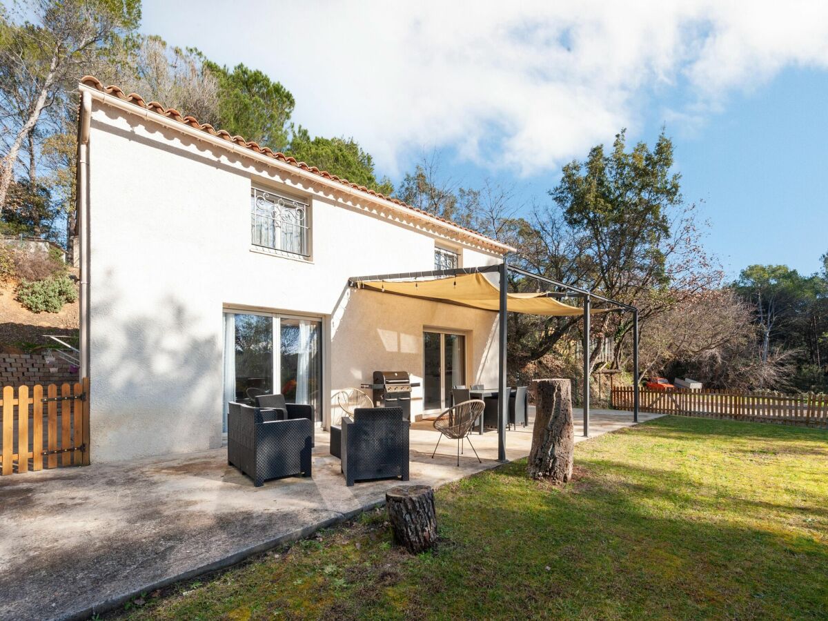 Vakantiehuis Roquebrune-sur-Argens Buitenaudio-opname 1