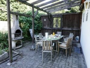 Holiday house Ferienhaus mit Terrasse im Sauerland - Elleringhausen (twistetal) - image1