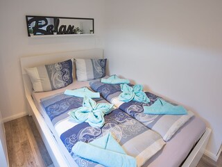 Bequemes Doppelbett 140x200