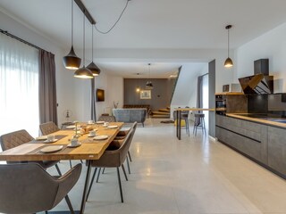 Villa Dračevac Caratteristiche 14