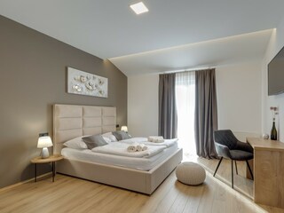 Villa Dračevac Caratteristiche 24